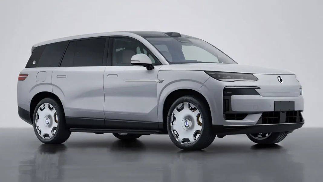 adio,-„anxietate-de-autonomie”!-denza-n9-phev-flash-charge-edition-se-lanseaza-cu-o-baterie-record-de-420-km-in-mod-electric