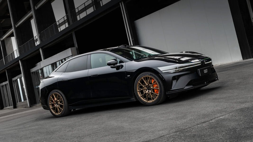 zeekr-007-primeste-un-upgrade-major:-arhitectura-pe-900v,-autonomie-de-905-km-si-preturi-mai-mici zeekr-007-primeste-un-upgrade-major:-arhitectura-pe-900v,-autonomie-de-905-km-si-preturi-mai-mici