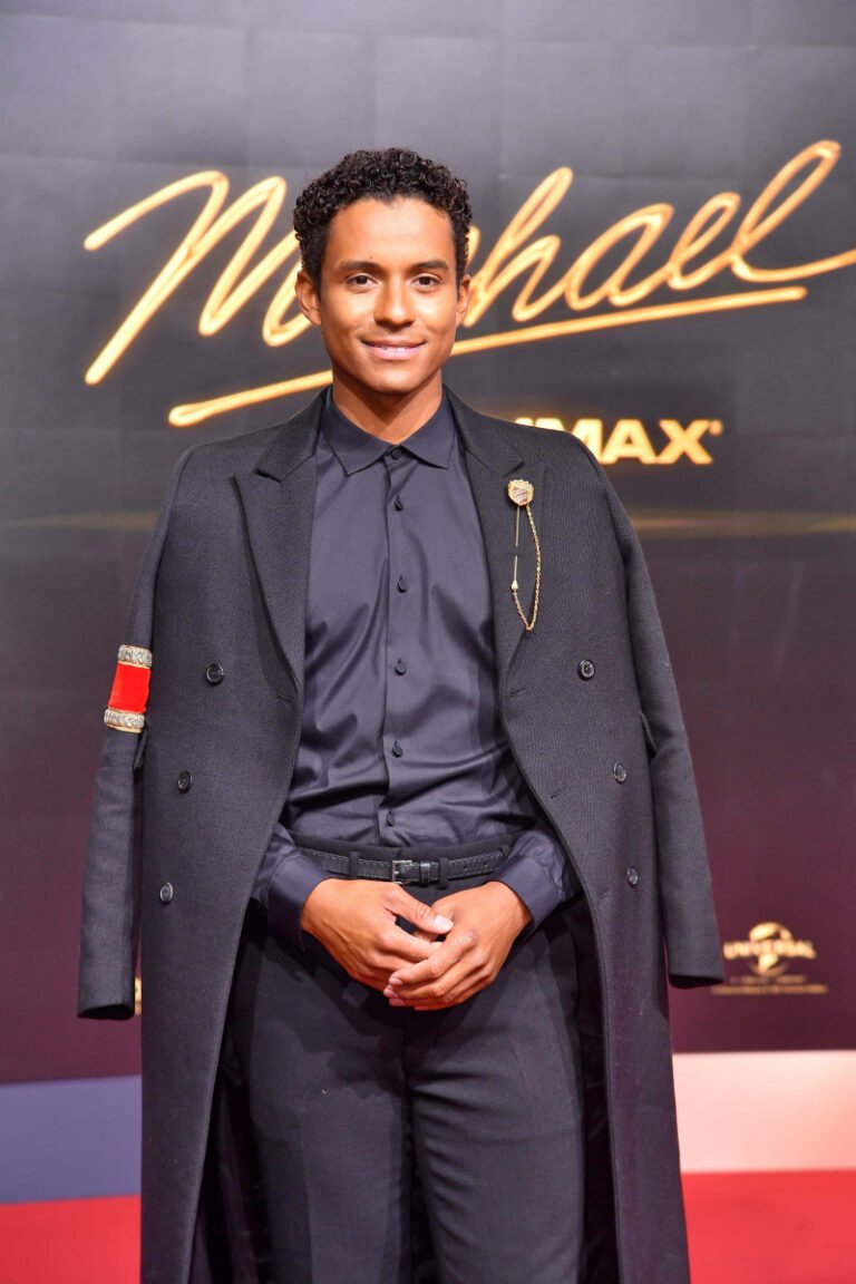 familia-jackson,-alaturi-de-fani-la-berlin,-la-premiera-filmului-„michael”.-nepotul-cantaretului-il-joaca-pe-„regele-pop”