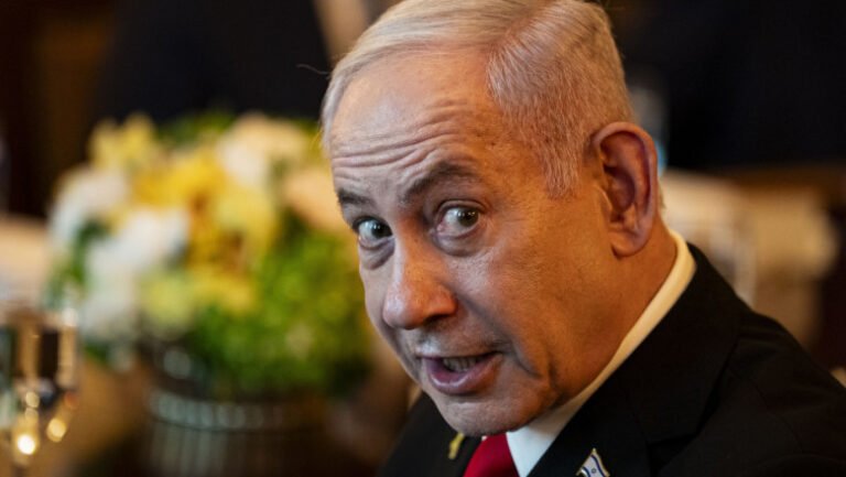 „magicianul”-netanyahu-incepe-sa-para-un-om-care-a-provocat-un-conflict-si-a-pierdut,-spune-un-fost-ambasador-britanic-in-israel