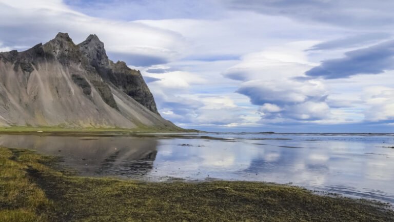 o-companie-aeriana-ofera-o-vacanta-gratuita-si-43.000-de-euro-„celui-mai-slab-fotograf”,-ca-sa-faca-poze-proaste-in-islanda