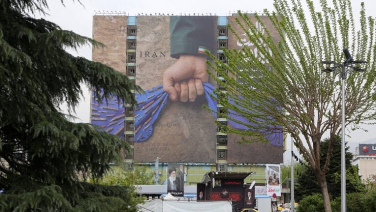 razboi-in-orientul-mijlociu,-ziua-45.-trump:-„nu-mi-pasa-daca-iranienii-se-intorc-la-negocieri-sau-nu”