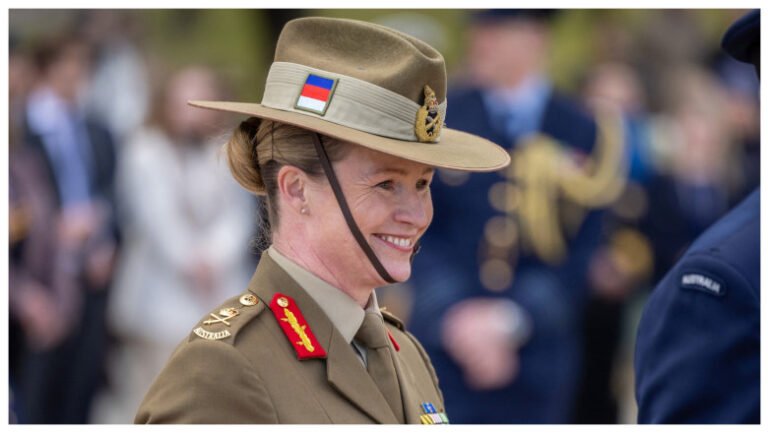 premiera-istorica-in-australia:-susan-coyle,-prima-femeie-numita-la-conducerea-armatei