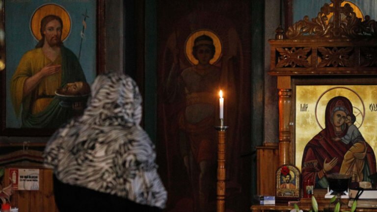 cand-va-fi-pastele-in-2027:-diferenta-majora-intre-datele-de-celebrare-la-ortodocsi-si-catolici