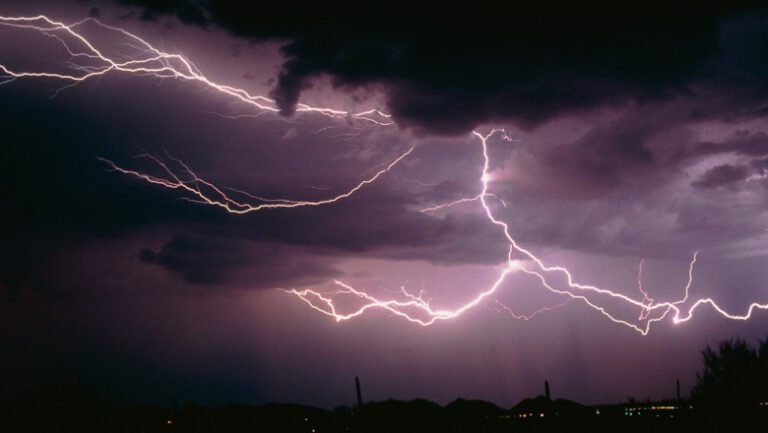 „super-el-nino”-ameninta-intreaga-planeta.-expertii-avertizeaza-ca-ar-putea-fi-„cel-mai-puternic-din-ultimii-140-de-ani”