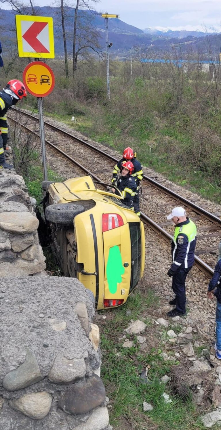 accident-grav-pe-valea-oltului-intre-doua-masini.-o-femeie-insarcinata-a-murit-la-spital-cateva-ore-mai-tarziu