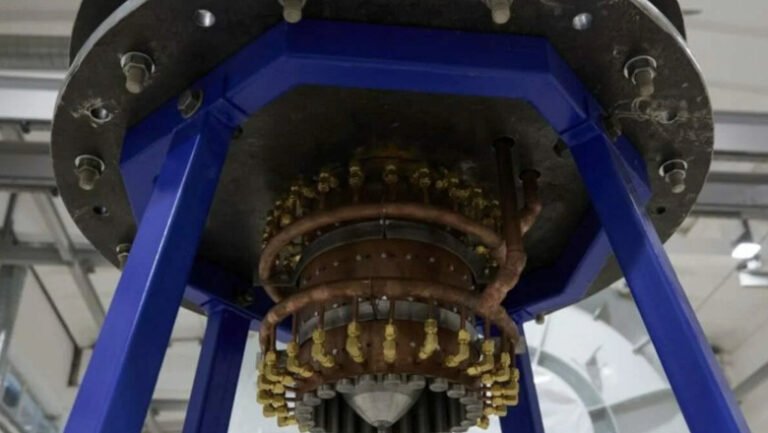 rusii-testeaza-un-nou-tip-de-propulsor-spatial:-un-motor-cu-plasma-fara-electrozi