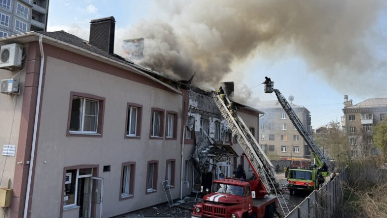 rusia-a-incalcat-armistitiul-de-paste-de-aproape-11000-de-ori,-afirma-ucraina.-„putin-este,-desigur,-cel-mai-crestin-om-din-lume”