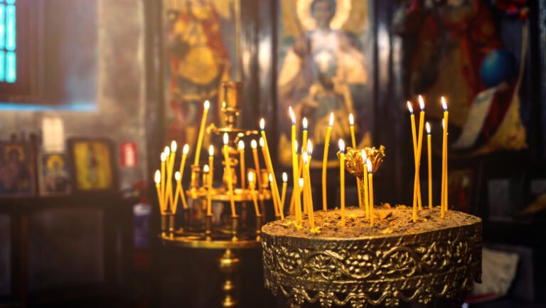 incepe-saptamana-luminata-2026:-ce-semnifica-lunea-alba,-darul-invierii.-cele-mai-puternice-traditii-din-a-doua-zi-de-paste