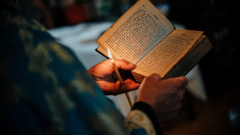 cand-poti-spala-rufe-in-saptamana-luminata-2026.-ce-nu-trebuie-sa-faci-in-a-treia-zi-de-paste,-potrivit-preotului