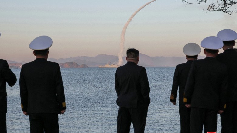 kim-jong-un-a-asistat-la-lansarea-de-rachete-de-croaziera-si-anti-nava.-„mesaj-direct-pentru-washington” kim-jong-un-a-asistat-la-lansarea-de-rachete-de-croaziera-si-anti-nava.-„mesaj-direct-pentru-washington”