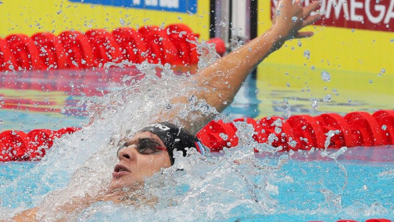 sanctiuni-ridicate:-inotatorii-rusi-si-belarusi-vor-putea-concura-sub-drapelul-tarii-lor-si-li-se-va-intona-imnul-national