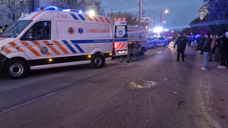 incendiu-puternic-la-un-bloc-din-constanta:-plan-rosu-activat.-mai-multe-persoane-s-ar-afla-in-interior:-sapte-victime-la-spital