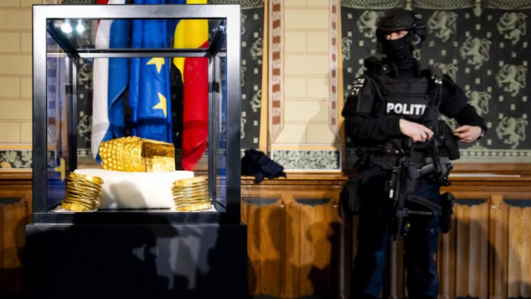 pledoaria-muzeului-national-de-istorie-in-procesul-privind-furtul-tezaurului-dacic:-„un-atac-de-o-gravitate-exceptionala”