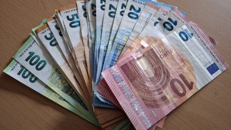 ungaria-ar-putea-trece-la-euro-pana-in-2030