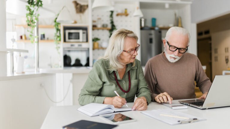 cum-schimba-asf-regulile-pentru-pensiile-pilon-iii:-fara-prag-de-90-de-contributii-si-mai-multa-flexibilitate-la-incasarea-banilor