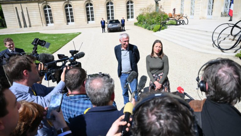 marturia-profesoarei-franceze-care-a-rezistat-„torturii-albe”-din-infama-inchisoare-iraniana-evin:-„ca-sa-adorm,-recitam-odiseea”