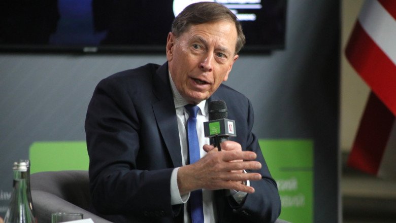 fost-director-al-cia:-un-acord-privind-stramtoarea-ormuz-este-inca-posibil,-dar-iranul-nu-trebuie-sa-controleze-traficul-maritim