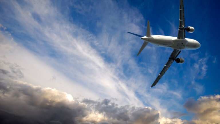 „banuiau-ca-ar-putea-fi-tinta-unor-atacuri”.-negociatorii-teheranului,-escortati-de-pakistan-inapoi-in-iran-dupa-negocierile-cu-sua