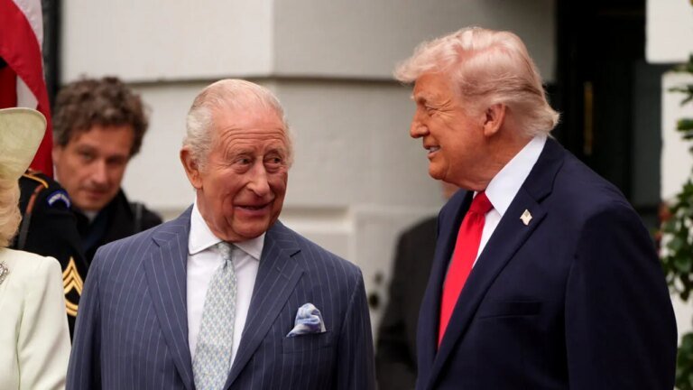 regele-charles,-replica-pentru-trump-la-cina-de-stat-de-la-casa-alba:-„fara-britanici,-ati-vorbi-franceza”