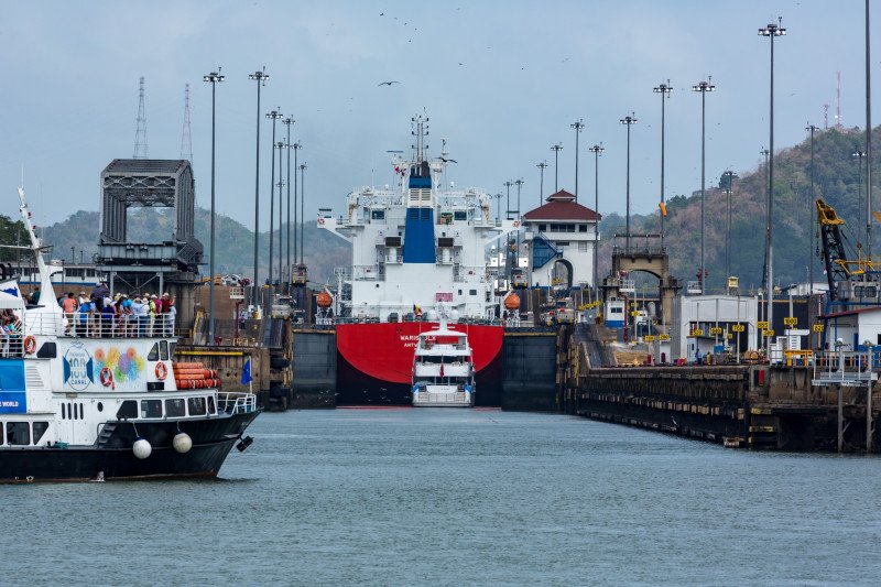 Gas tanker ship moving into Miraflores Locks on Panama Canal