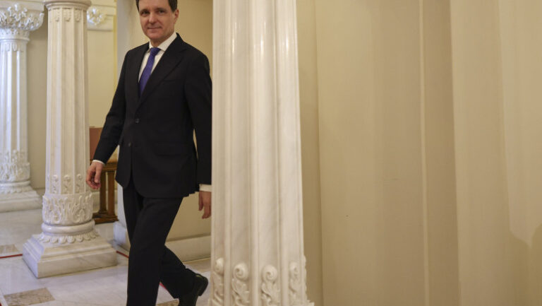 nicusor-dan-are-consultari,-astazi-la-cotroceni,-cu-partidele-pentru-formarea-unui-nou-guvern