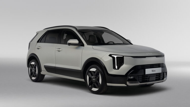 tranzitie-inteligenta-spre-electrificare:-kia-dezvaluie-noul-niro-hibrid-in-europa