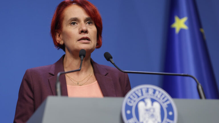 guvernul-avertizeaza-asupra-intarzierilor-din-pnrr-la-restructurarea-unor-companii-de-stat.-dogioiu:-„sunt-necesare-masuri-urgente”