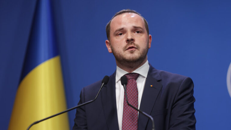 alexandru-rogobete,-apel-catre-politicieni:-„inteleg-ca-transeele-par-adanc-sapate,-dar-orgoliile-mari-au-mize-mici”