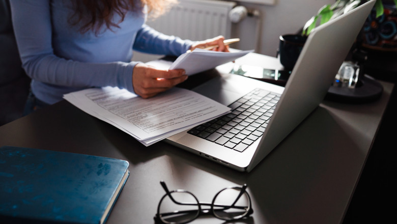 cum-verifici-online-vechimea-in-munca.-procedura-prin-care-afli-daca-toate-perioadele-lucrate-apar-in-evidentele-casei-de-pensii cum-verifici-online-vechimea-in-munca.-procedura-prin-care-afli-daca-toate-perioadele-lucrate-apar-in-evidentele-casei-de-pensii