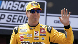 pilotul-kyle-busch,-de-doua-ori-campion-nascar-cup-series,-a-murit-la-varsta-de-41-de-ani