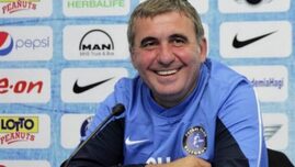 Sondaj: Peste 71% dintre români susțin numirea lui Gheorghe Hagi la națională