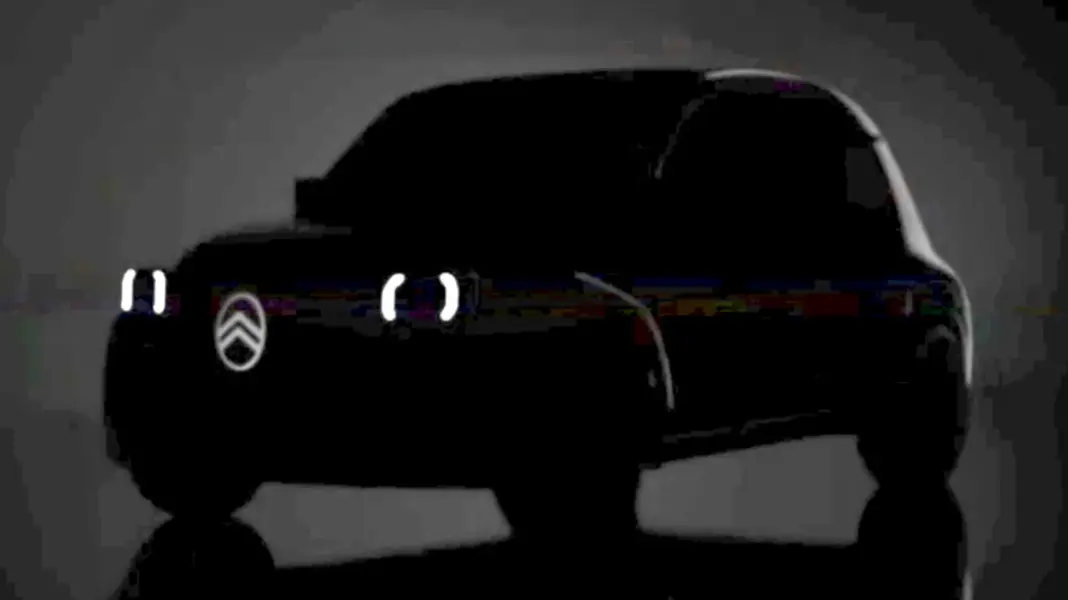 renasterea-unei-legende:-cea-mai-lenta-masina-celebra-a-frantei-revine-ca-vehicul-electric-de-17.000-de-dolari
