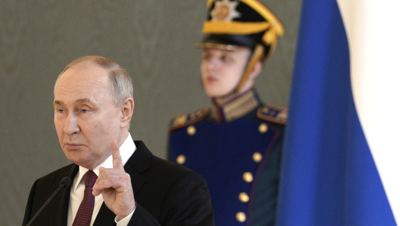 putin-sterge-datoriile-rusilor-care-se-inroleaza-in-armata-pentru-a-lupta-in-ucraina