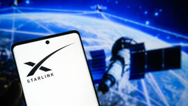 spacex-a-cerut-pentagonului-o-suma-de-cinci-ori-mai-mare-pentru-serviciile-starlink-in-timpul-razboiului-cu-iranul.-de-ce-au-cedat-sua