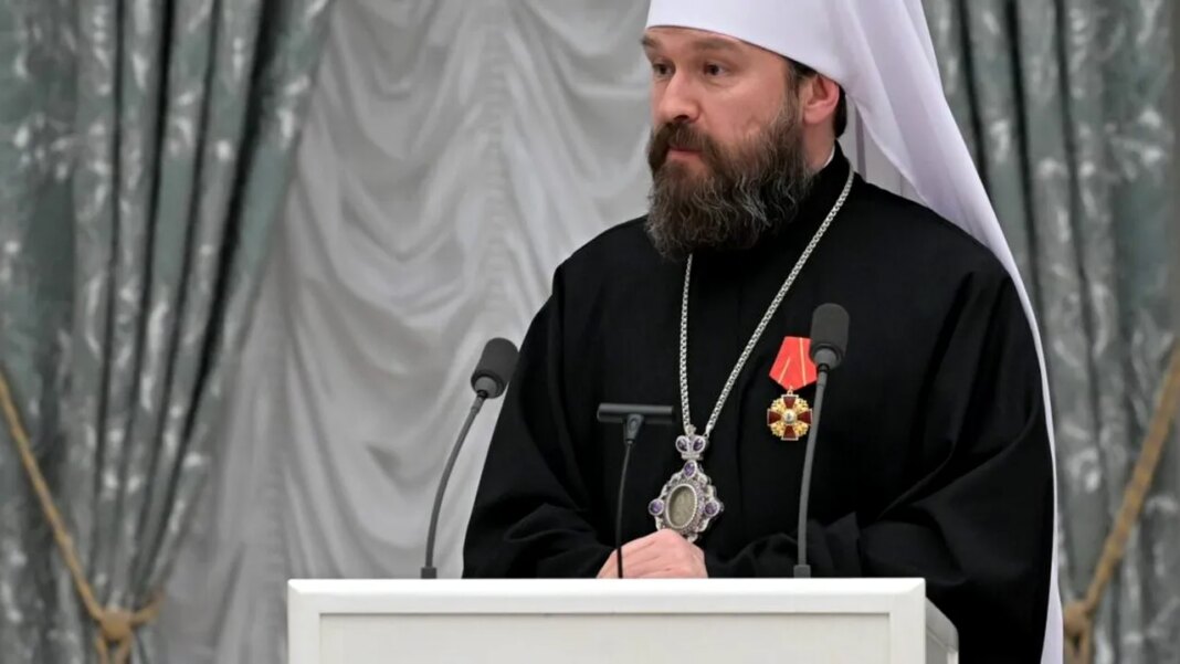 politia-ceha-l-a-eliberat-pe-mitropolitul-rus-ilarion-al-bisericii-ortodoxe-ruse.-in-masina-lui-a-fost-gasit-un-narcotic-interzis politia-ceha-l-a-eliberat-pe-mitropolitul-rus-ilarion-al-bisericii-ortodoxe-ruse.-in-masina-lui-a-fost-gasit-un-narcotic-interzis