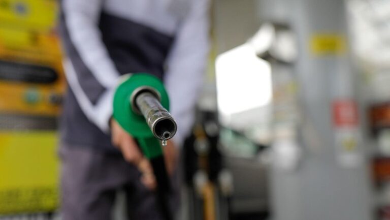 În ce condiții ar putea fi raționalizat combustibilul în România