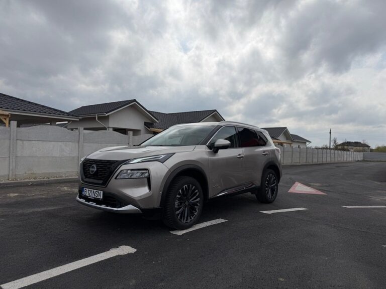 Nissan X-Trail e-4ORCE 2026 – Revoluția „invizibilă” a SUV-ului polivalent