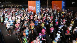 Doi bărbaţi au fost prinşi concurând la categoria feminină a unui prestigios maraton sud-african. Pe ce locuri au terminat