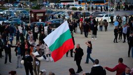 Bani pentru voturi în Bulgaria: Plicuri cu sute de mii de euro şi liste cu date personale, pregătite înainte de alegeri