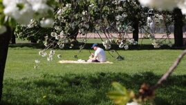 Meteorologii anunță cum va fi vremea în minivacanța de 1 Mai. Estimări pentru următoarele patru săptămâni