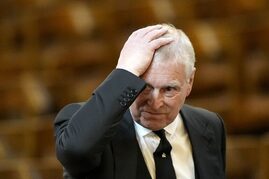 „Depinde ce înseamnă cuvântul «este»”. Cele mai bune 10 scuze invocate de personalități politice: de la Boris Johnson la Bill Clinton