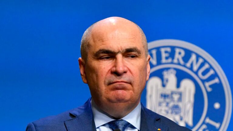 DOCUMENT. Moțiunea de cenzură PSD – AUR acuză Guvernul Bolojan că nu mai guvernează în interesul României