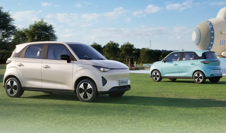 Electrice la preț de scuter: Kaiyi (sub brand Chery) lansează noul E-Qute 04 Max – Autonomie de 310 km la doar 7.000 USD