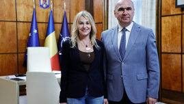 premierul-bolojan,-intrevedere-cu-nadia-comaneci,-la-palatul-victoria