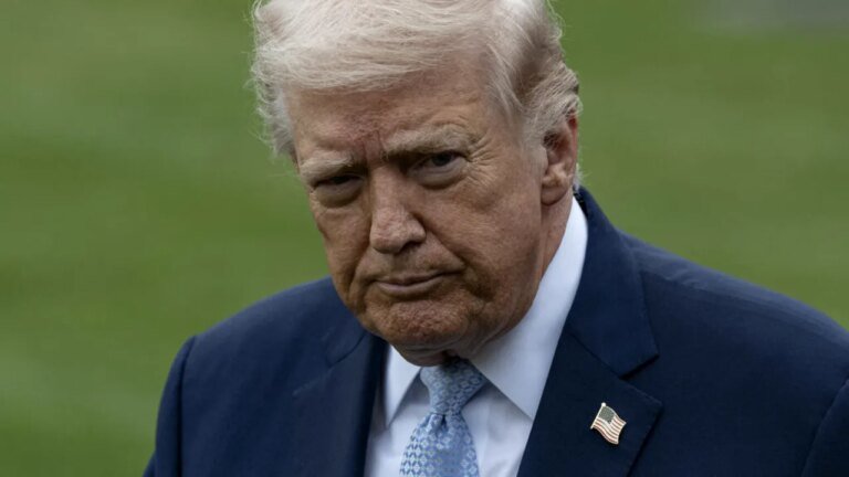 trump-anunta-tarife-de-25%-pentru-masinile-din-ue,-invocand-nerespectarea-acordului-comercial