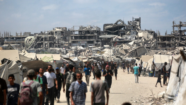 israel-katz:-planul-privind-„plecarea-voluntara”-a-palestinienilor-din-gaza-va-continua-„la-momentul-potrivit”