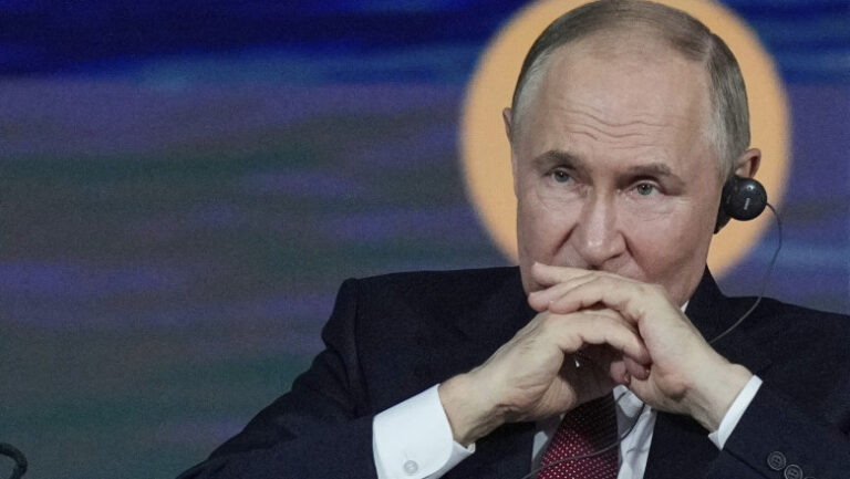 cine-este-pal-laich,-numele-misterios-care-a-readus-in-prim-plan-teoriile-despre-sosiile-lui-putin-dupa-un-moment-petrecut-la-kremlin