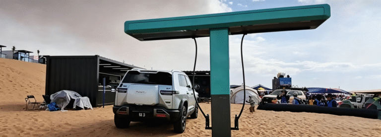 byd-cucereste-desertul:-demonstratie-de-„flash-charging”-in-conditii-extreme-si-o-retea-de-peste-5.700-de-statii-in-china