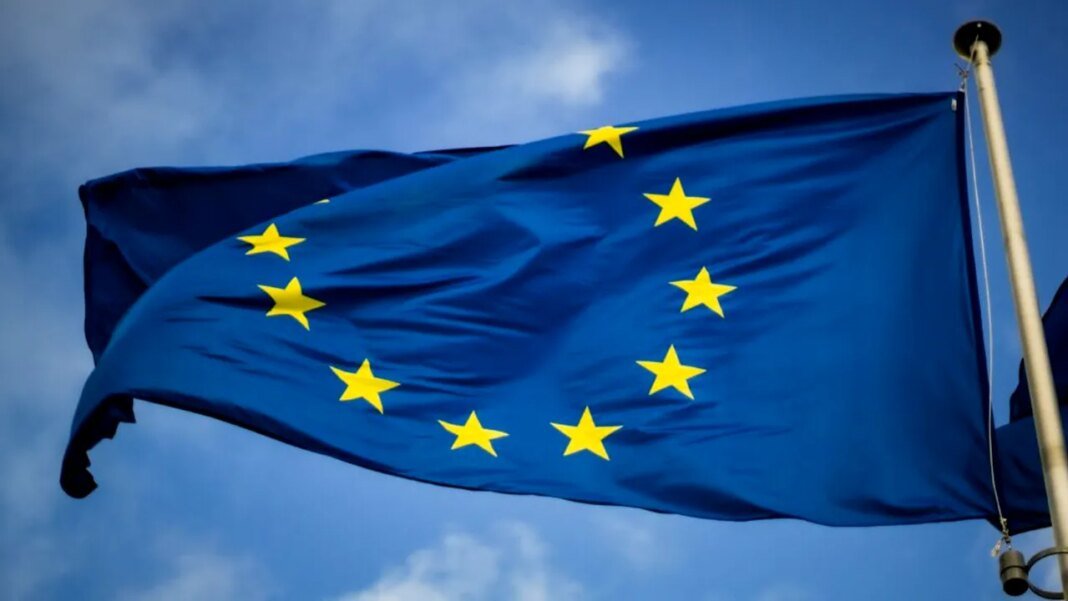 mesaje-pro-europene-de-ziua-europei:-bolojan,-sefa-ccr-si-sorin-grindeanu-invoca-democratia,-solidaritatea-si-viitorul-romaniei-in-ue